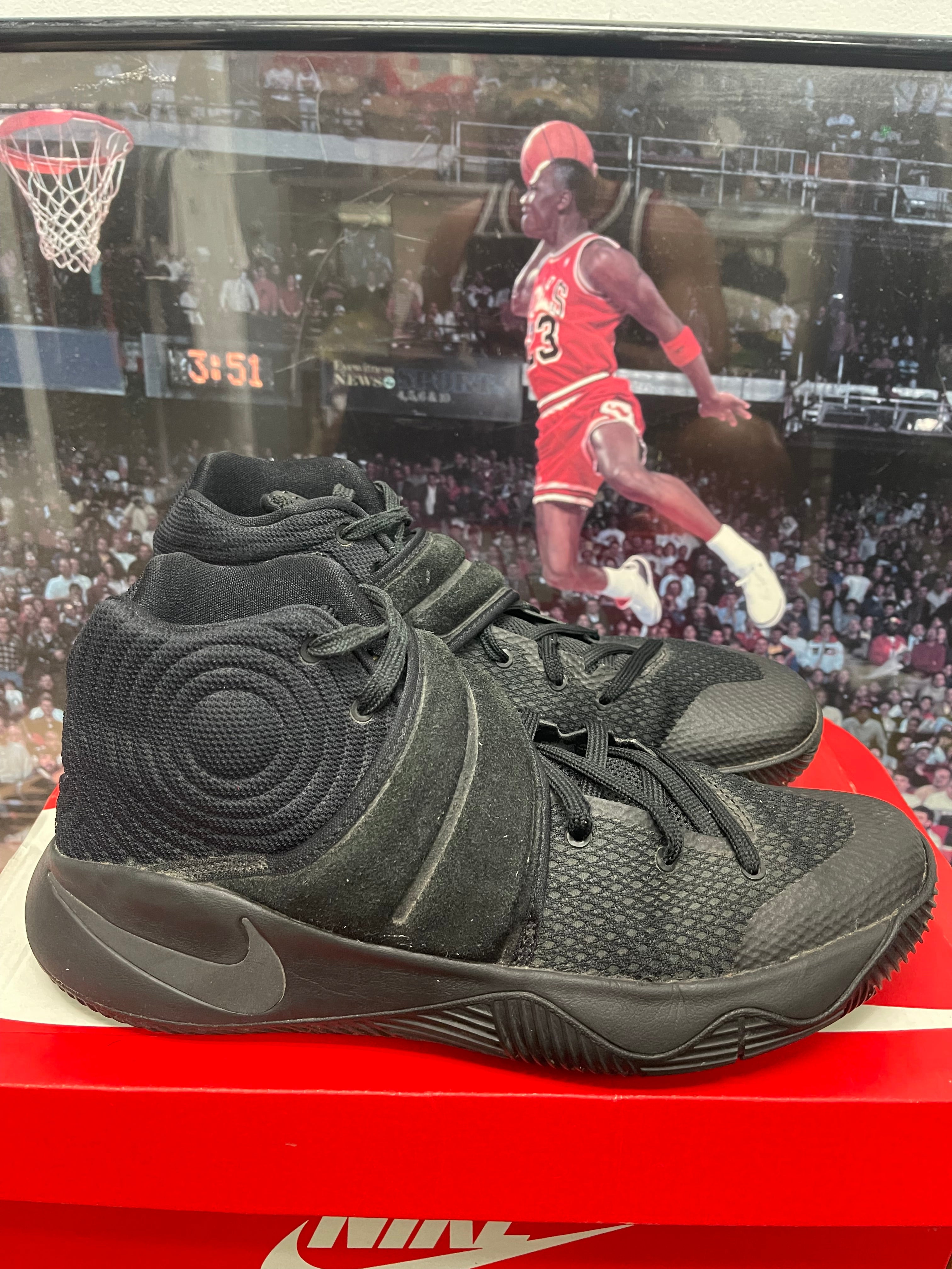 Kyrie 2 Triple Black Size 10